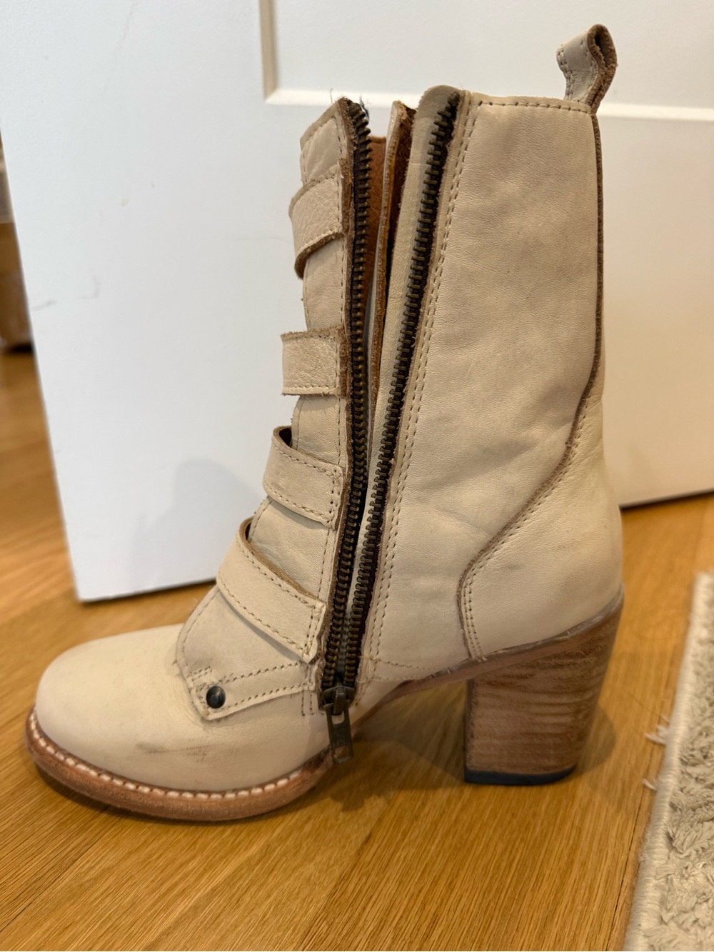 Freebies - White/Cream Women's Buckle Strap Leather Boots - 6 - Picture 4 of 7